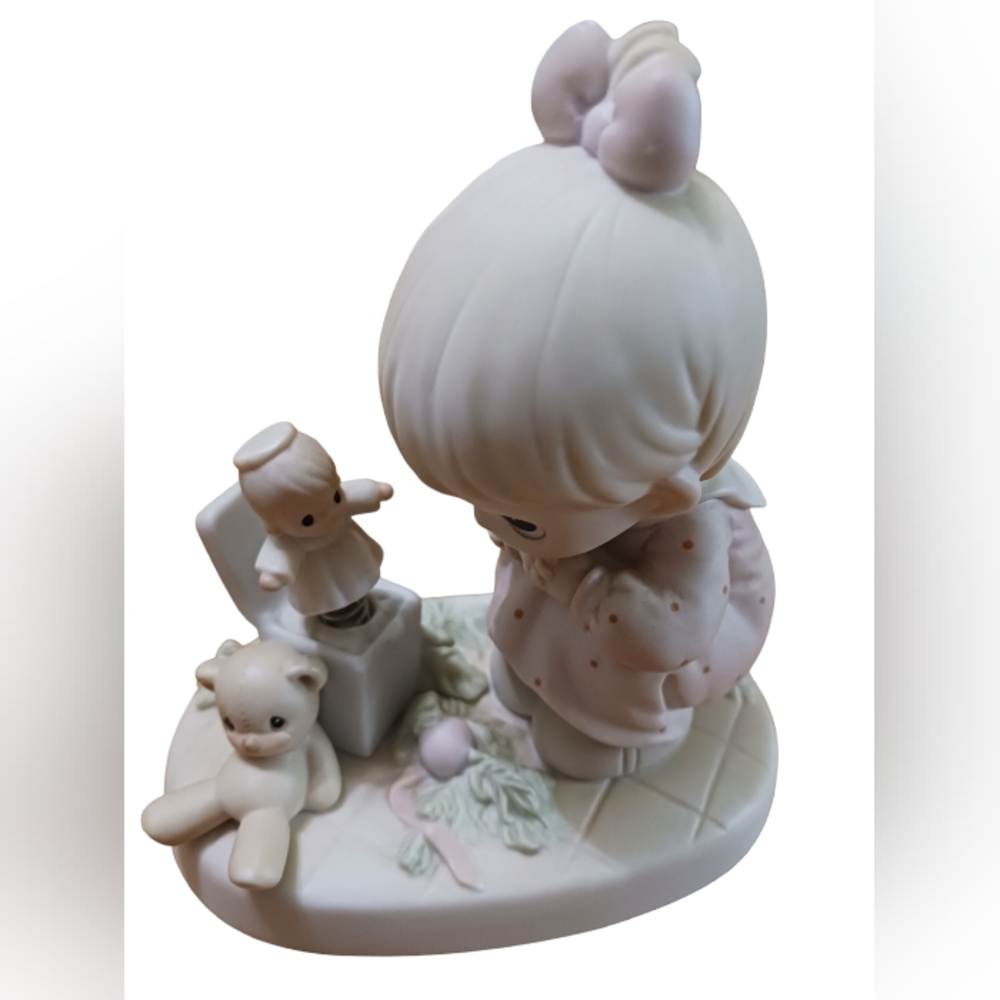 Precious‎ Moments Porcelain Figurine "Just Poppin' in to say Halo!" 1994